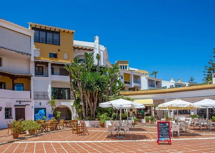 H49 Cabopino Apartment